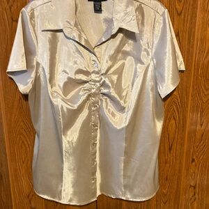 New Blue Diamond Plus Blouse Size 16W, Short Sleeve Button Down Clothing Gold